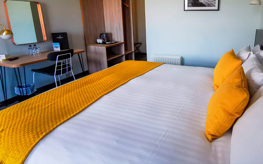 Hotel Bedroom Accommodation Adult Equestrian Horse riding ireland