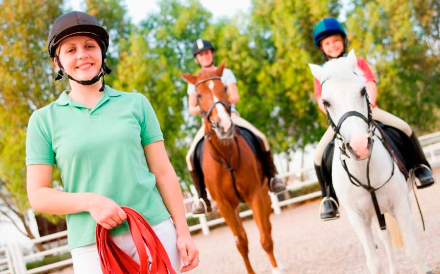 Horseback riding and English camp Ireland program.